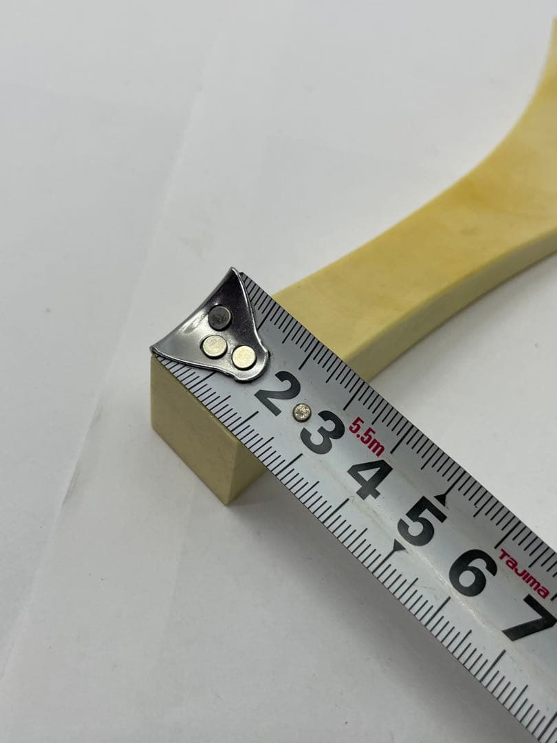 ヴィンテージ  天然素材　バチ　重さ約　88.5g　#725