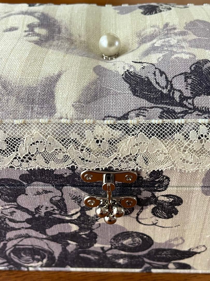 カルトナージュボックス