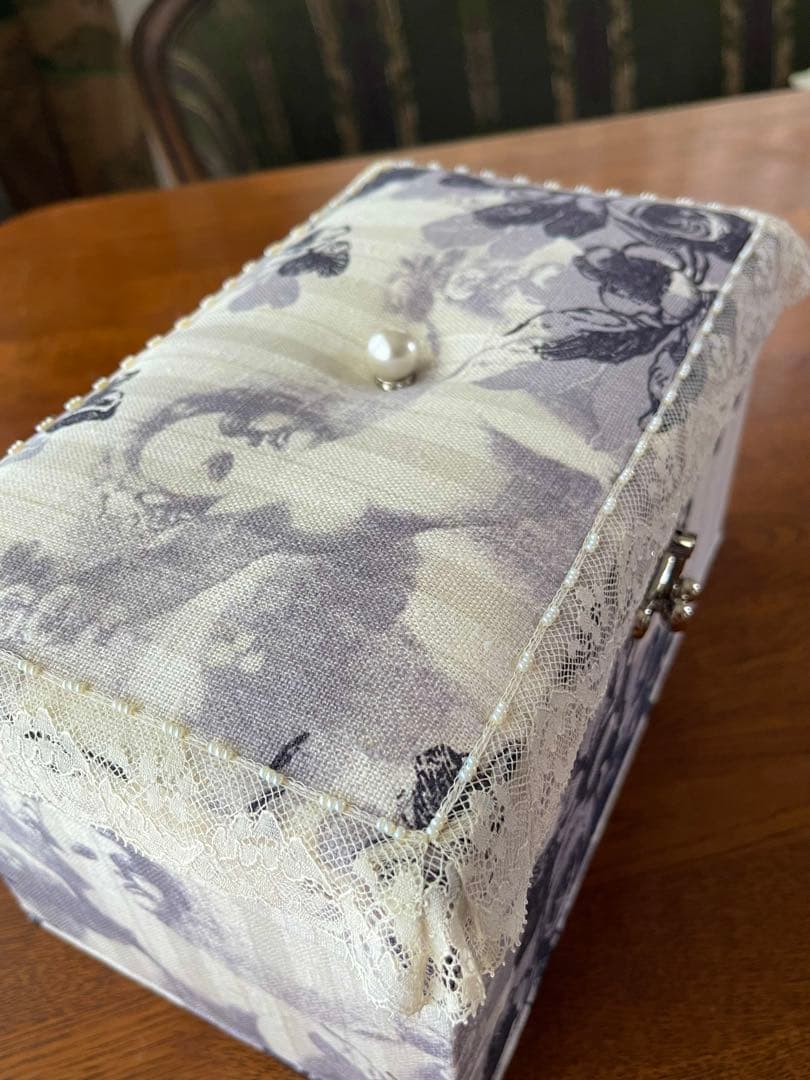 カルトナージュボックス