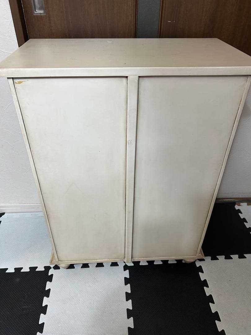 オールドメゾン　ヴィンテージ　アンティーク　ガラスキャビネット　収納棚