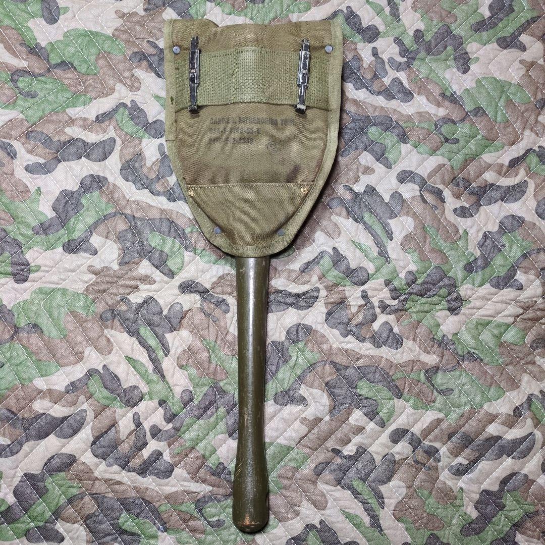 米軍　M56 エントレンチングツール キャンバスケースとスコップ(ツルハシ付き)