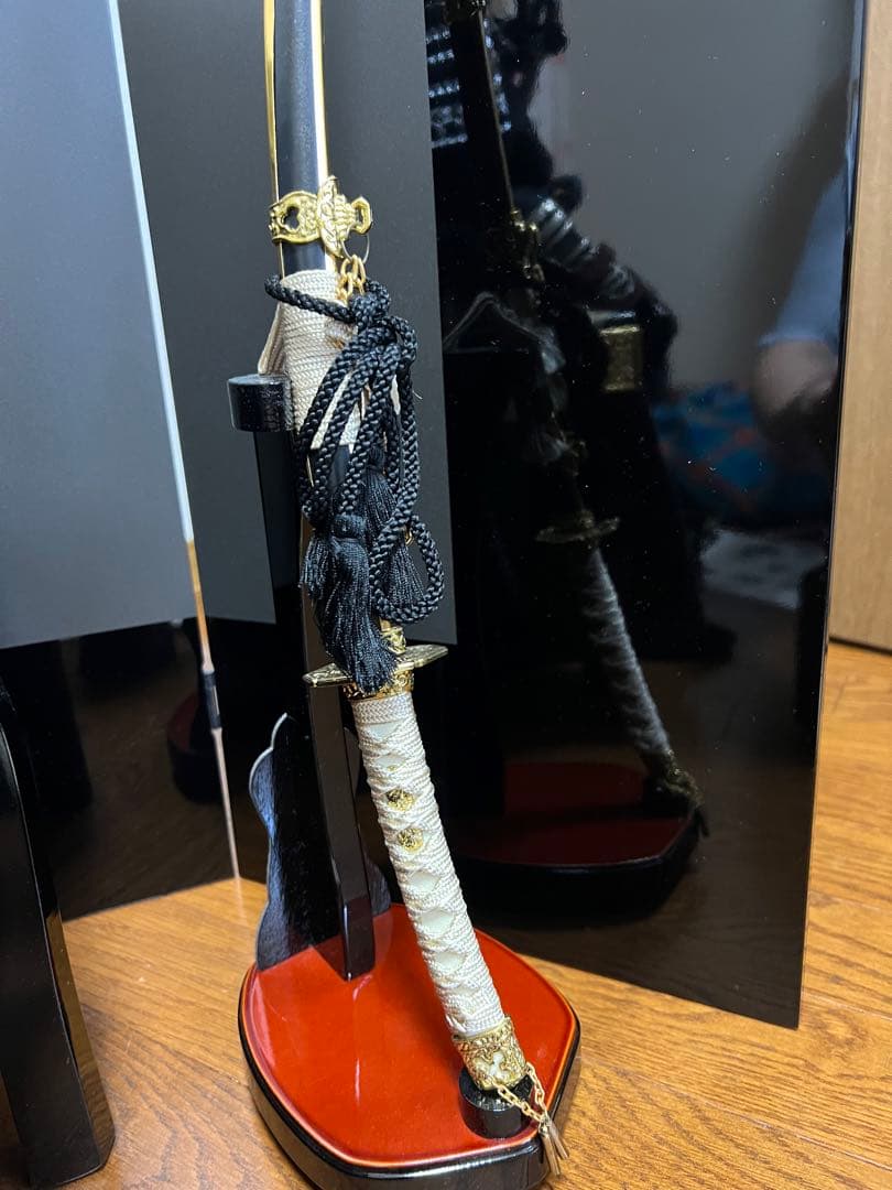 五月人形　いぶし銀昇龍鎧飾り　大和