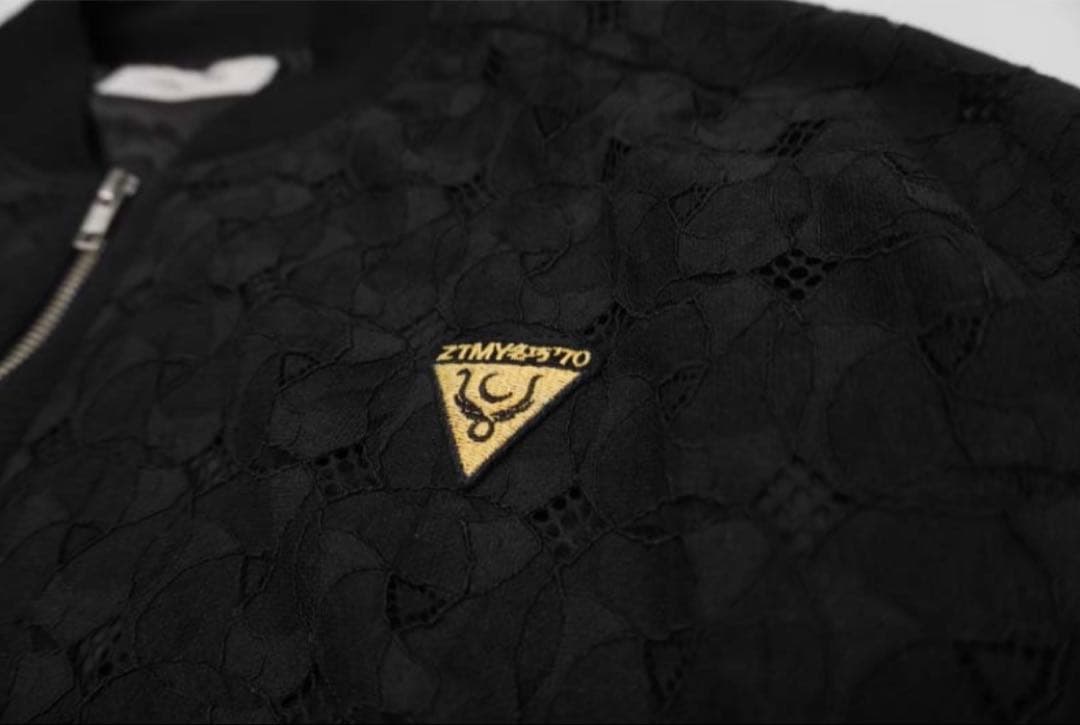 ずとまよ エレクトリックファンブルゾン 新品！ - メルカリ