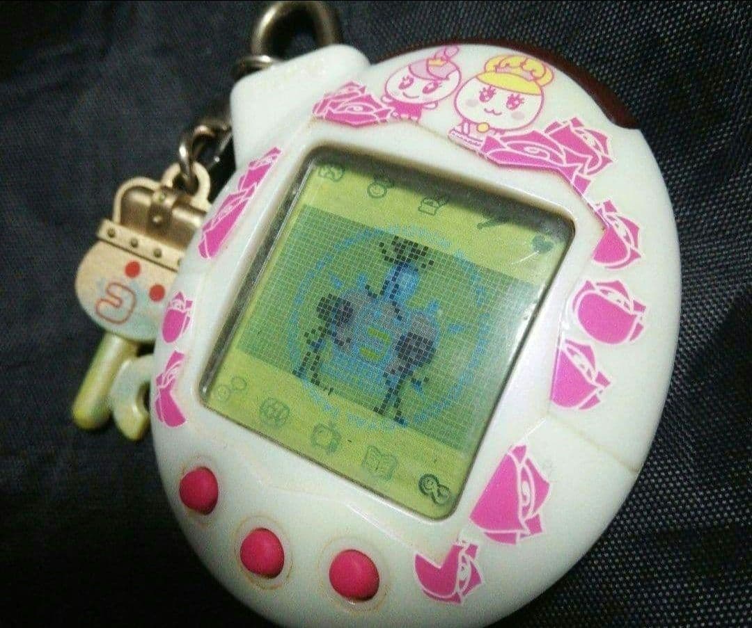 希少・たまごっちプラス 夢のロイヤルふぁみりー バンダイ - メルカリ