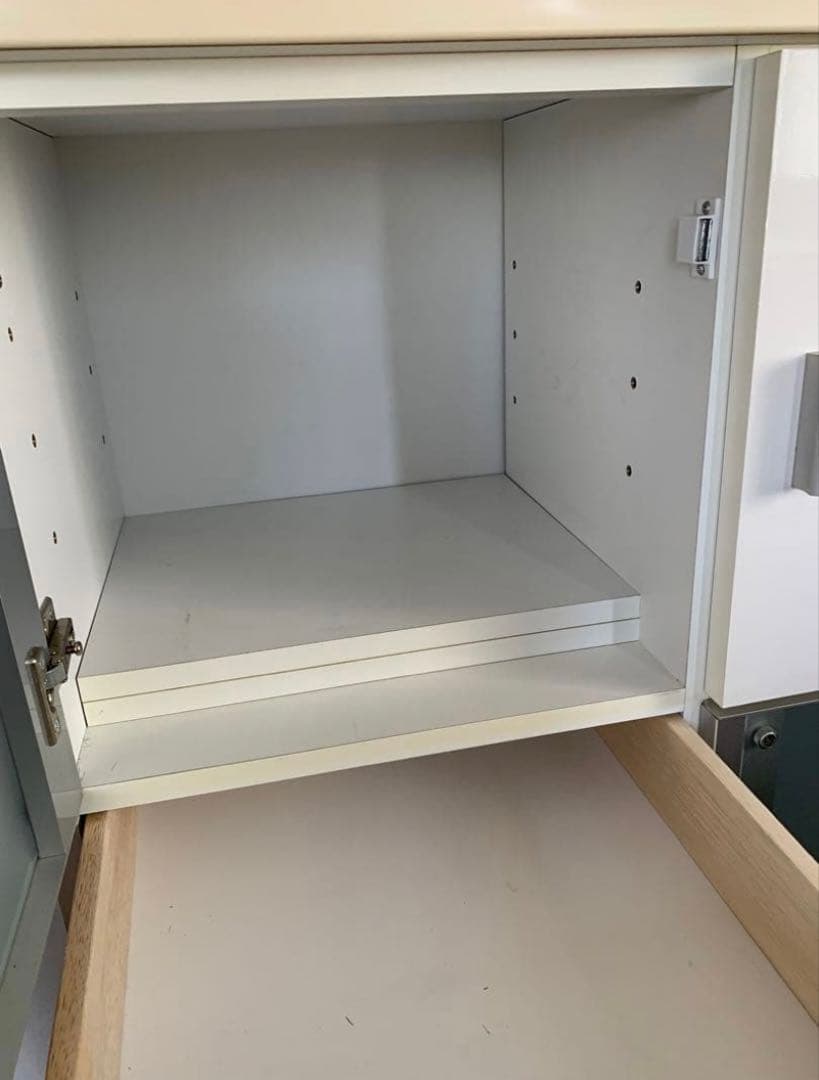 ホワイト収納　サイドボ－ド完成品