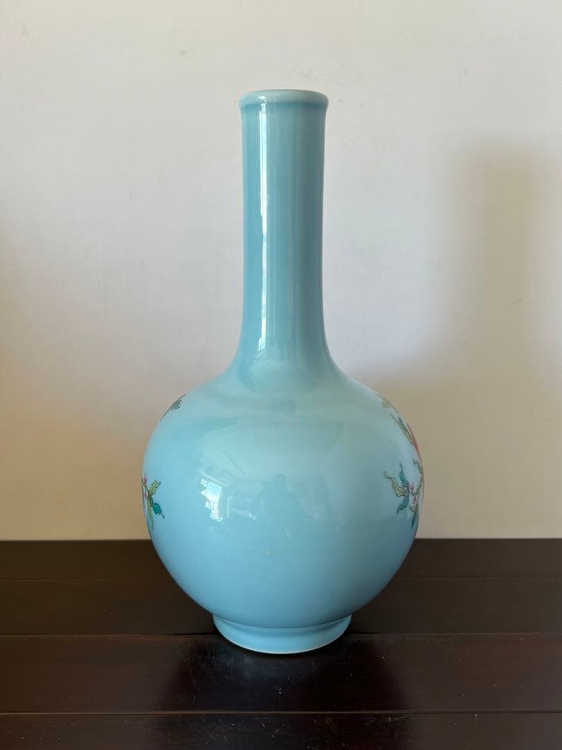 中国古美術/粉彩花鳥紋天球瓶 【大清乾龍年製】在銘/XG4-1 - メルカリ