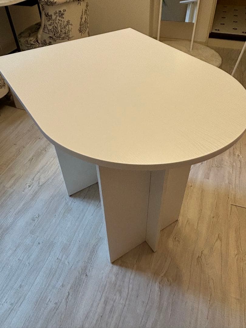 【韓国家具】ホームカフェ楕円テーブル