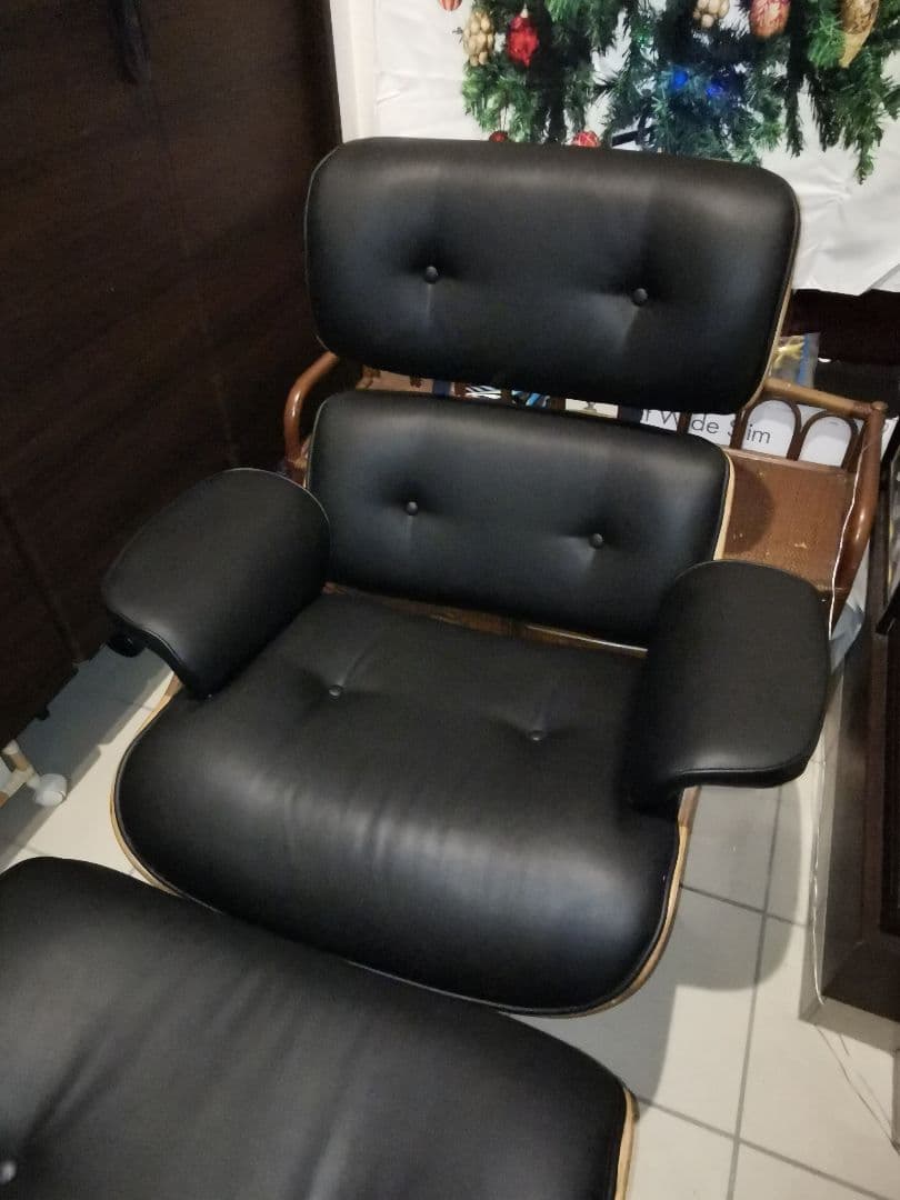 引取のみ　EAMES イームズ レプリカ　ラウンジチェア・オットマンセット