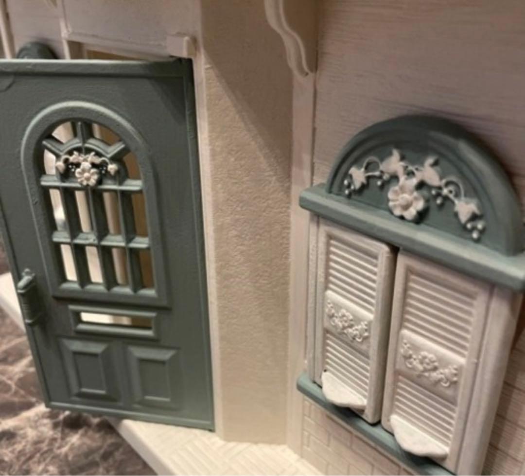 シルバニアファミリー モスグリーンの屋根のおうち - メルカリ