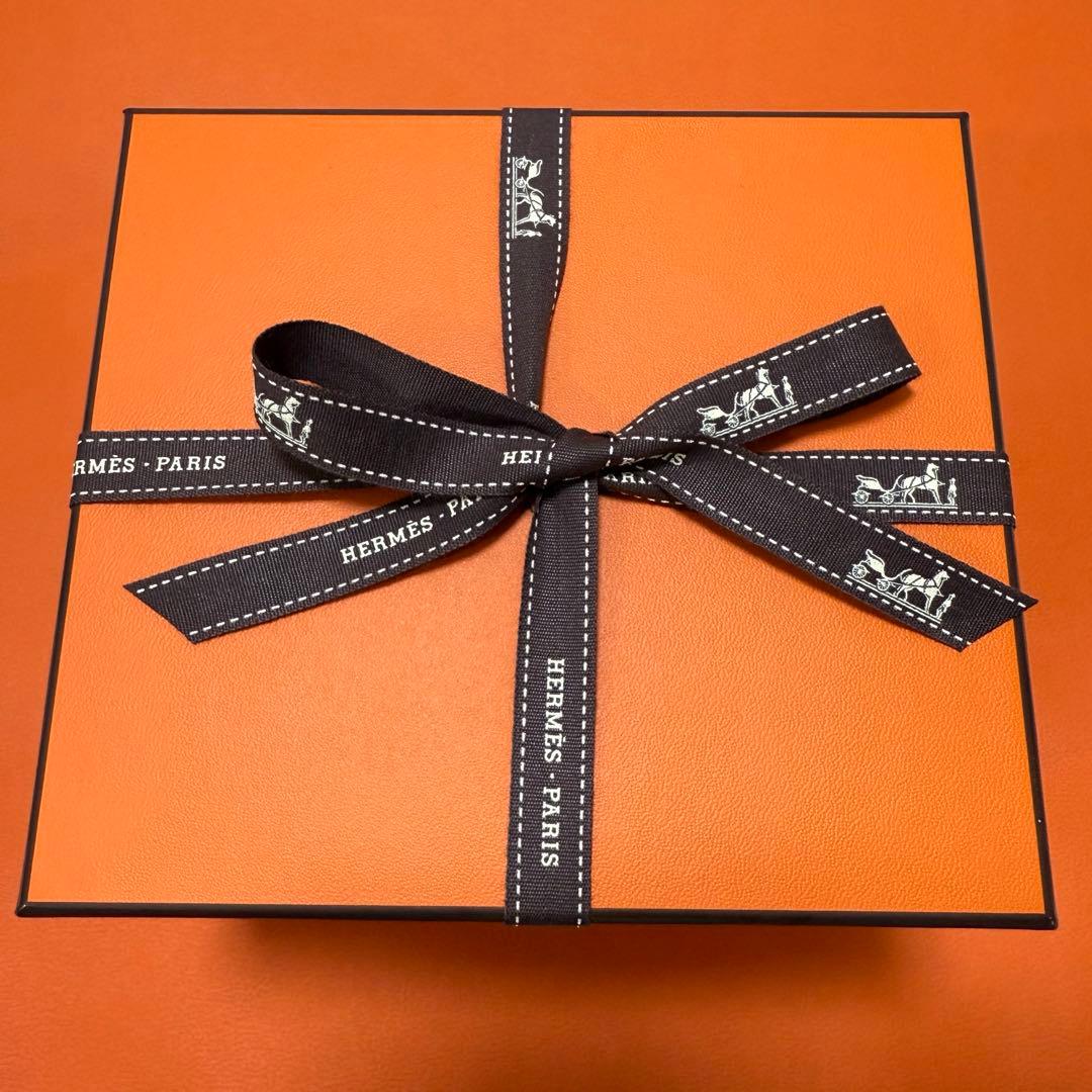 新品未使用　エルメス　HERMES ラージボウル《ブルーダイユール》　No.1