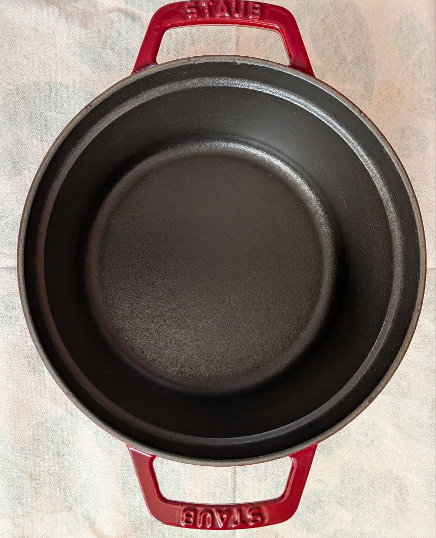 STAUB ストウブ ラ ココット 20cm チェリー　フランス製