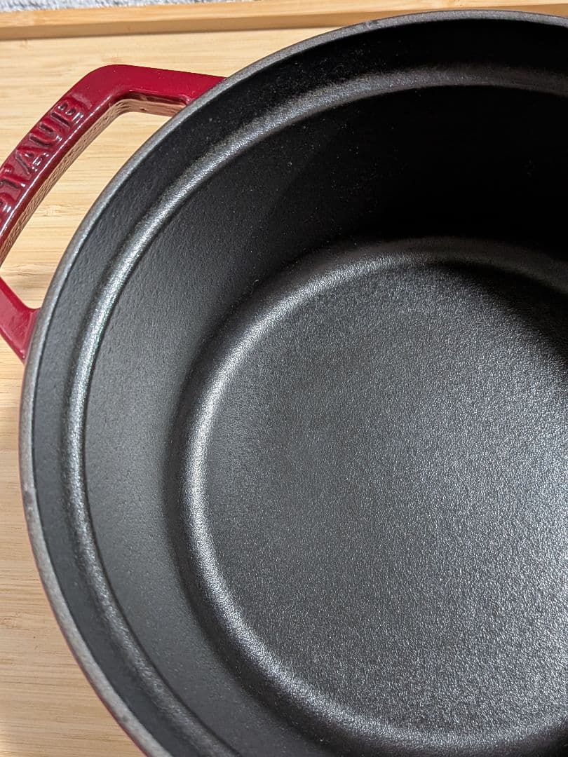 STAUB ストウブ ラ ココット 20cm チェリー　フランス製