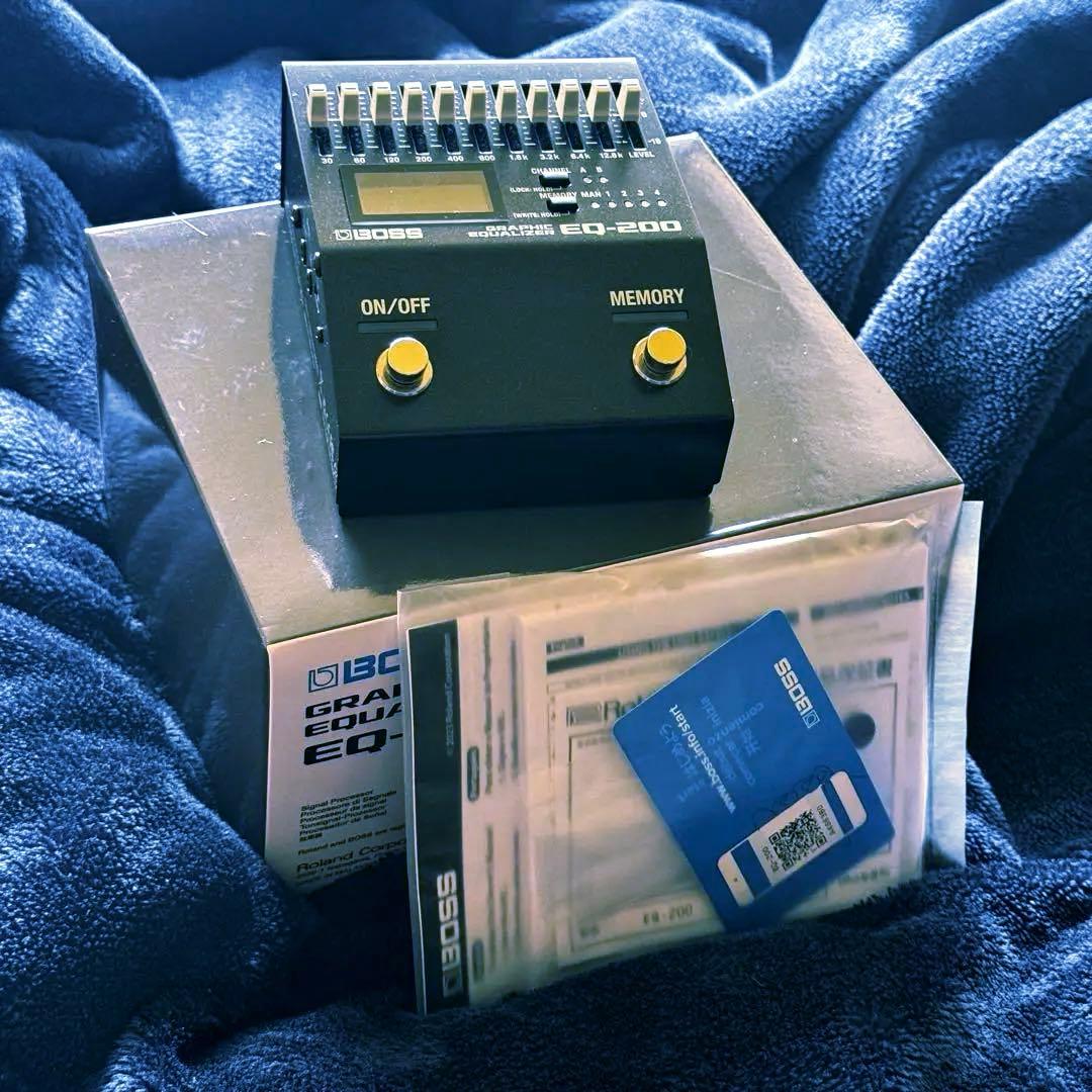 美品　BOSS EQ-200 グラフィックイコライザー