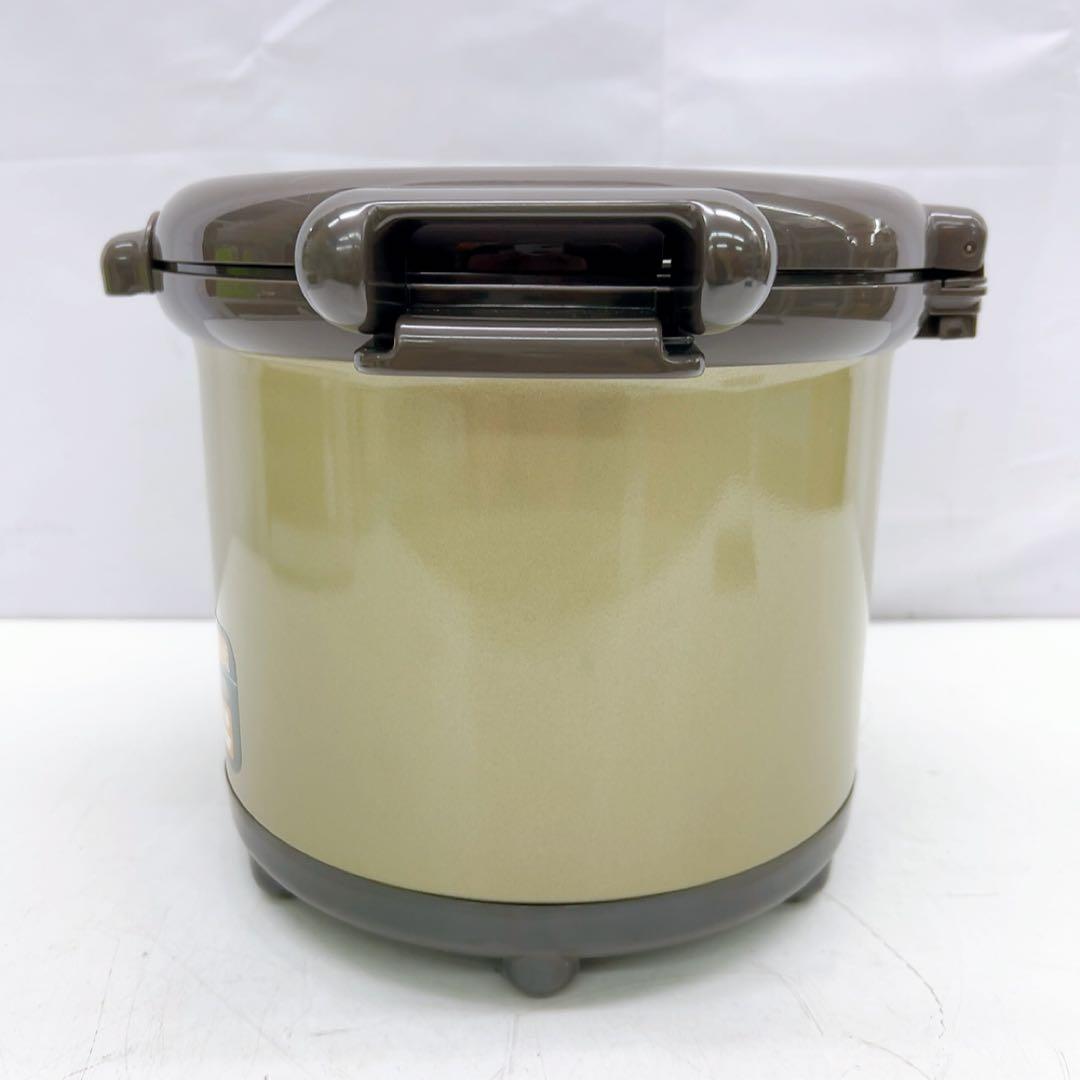 1AB3 THERMOS シャトルシェフ　KPK-5000 4.8L 未使用品