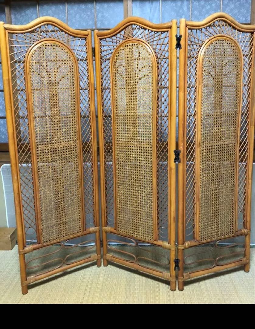 ❣️衝立　パーテーション　屏風ラタン　間仕切り目隠しレトロ　木製３連　キッチン玄関