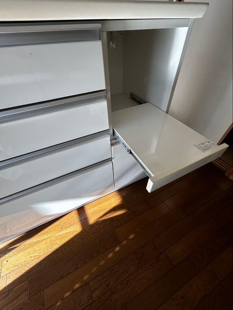 ホワイト 食器棚 ガラス扉 収納　直接取引き限定