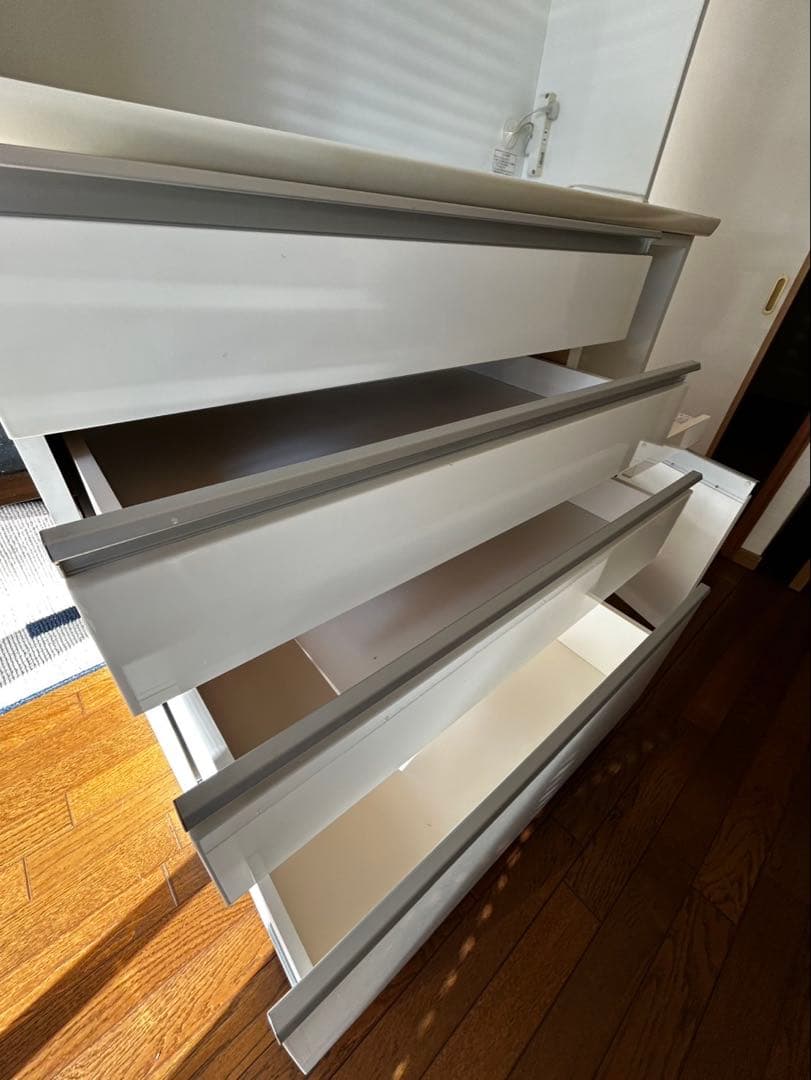 ホワイト 食器棚 ガラス扉 収納　直接取引き限定