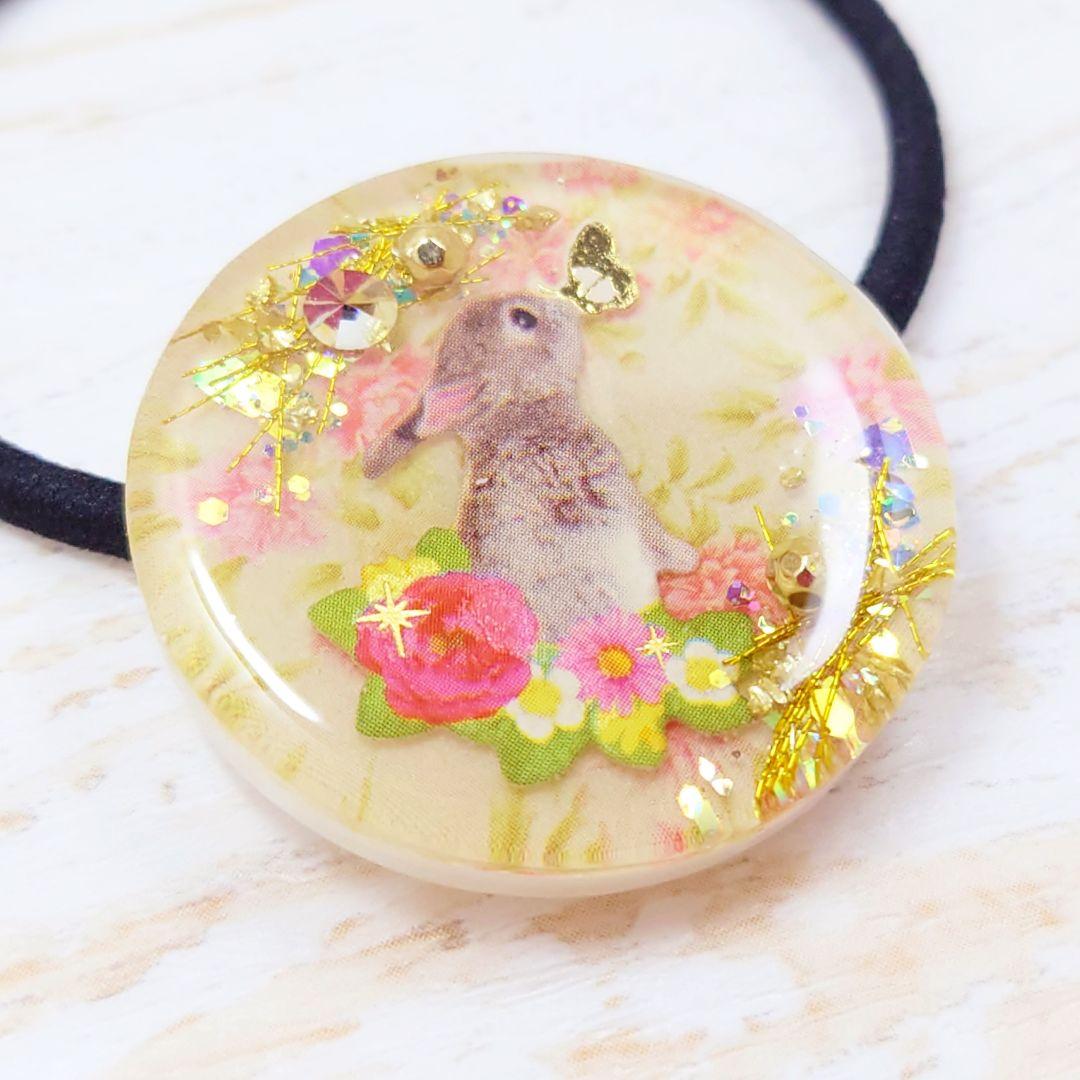 お花とうさぎのヘアゴム ハンドメイド レジン ネックレス ブローチ マグネット