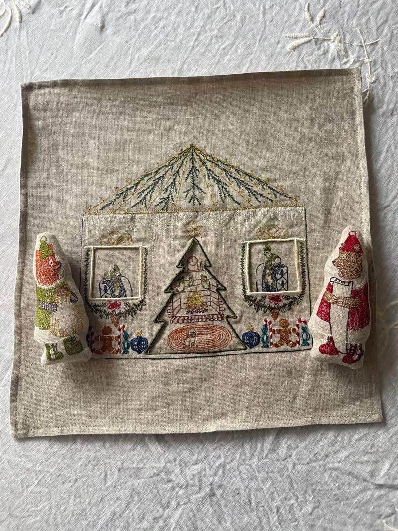 新品　コーラルアンドタスク　ポケット クッションカバー