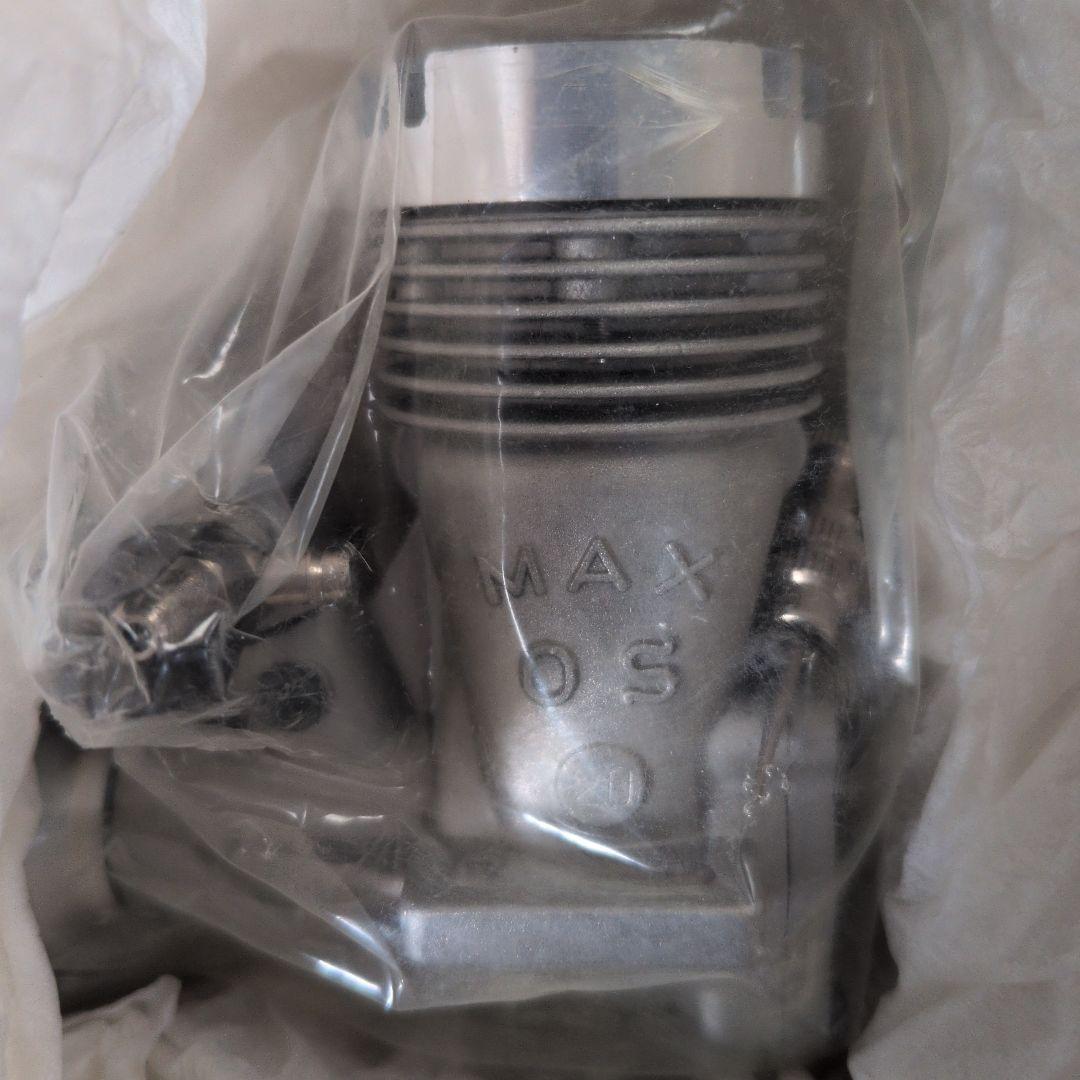 O.S. MAX エンジン20RC 未使用