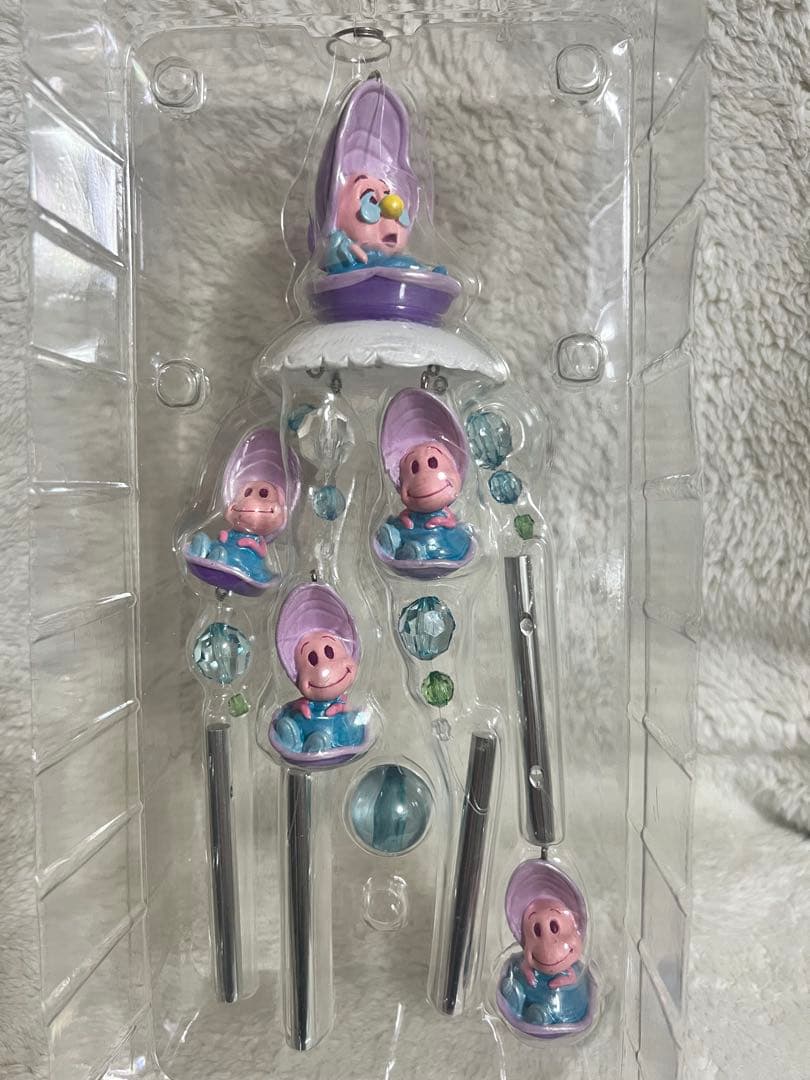 ディズニーストア　ヤングオイスター　不思議の国のアリス　風鈴　サンキャッチャー