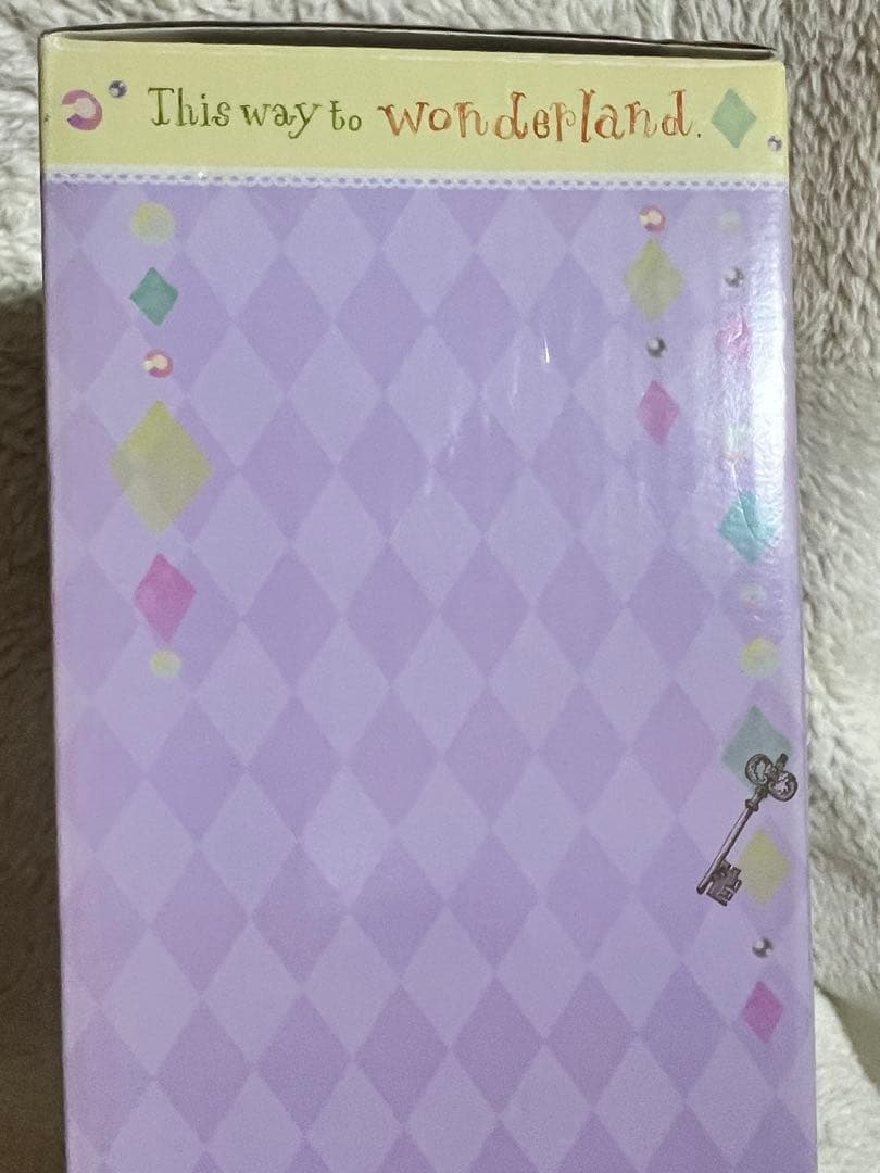 ディズニーストア　ヤングオイスター　不思議の国のアリス　風鈴　サンキャッチャー