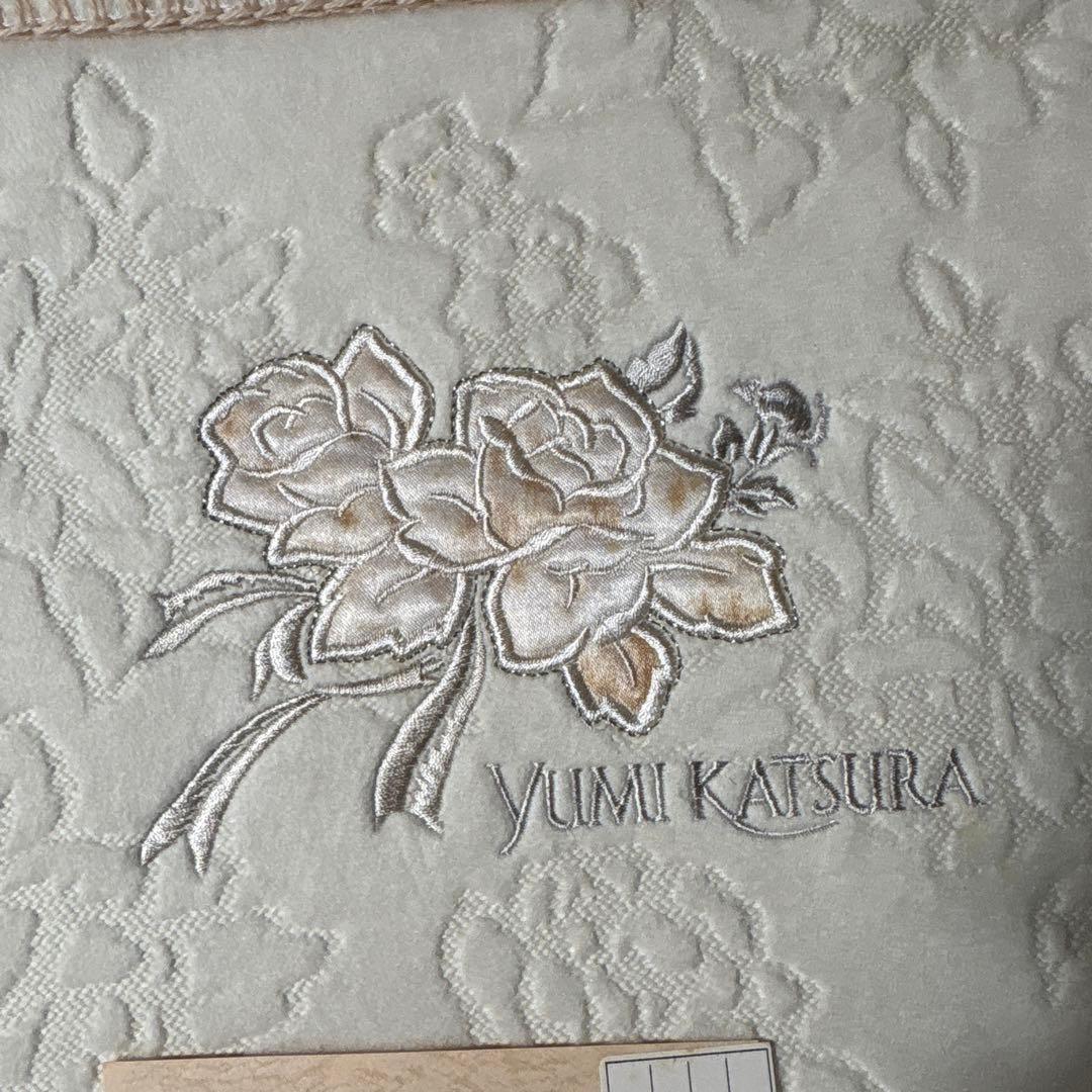 【未使用】桂由美 YUMI KATSURA シルク毛布 140×200 箱入り