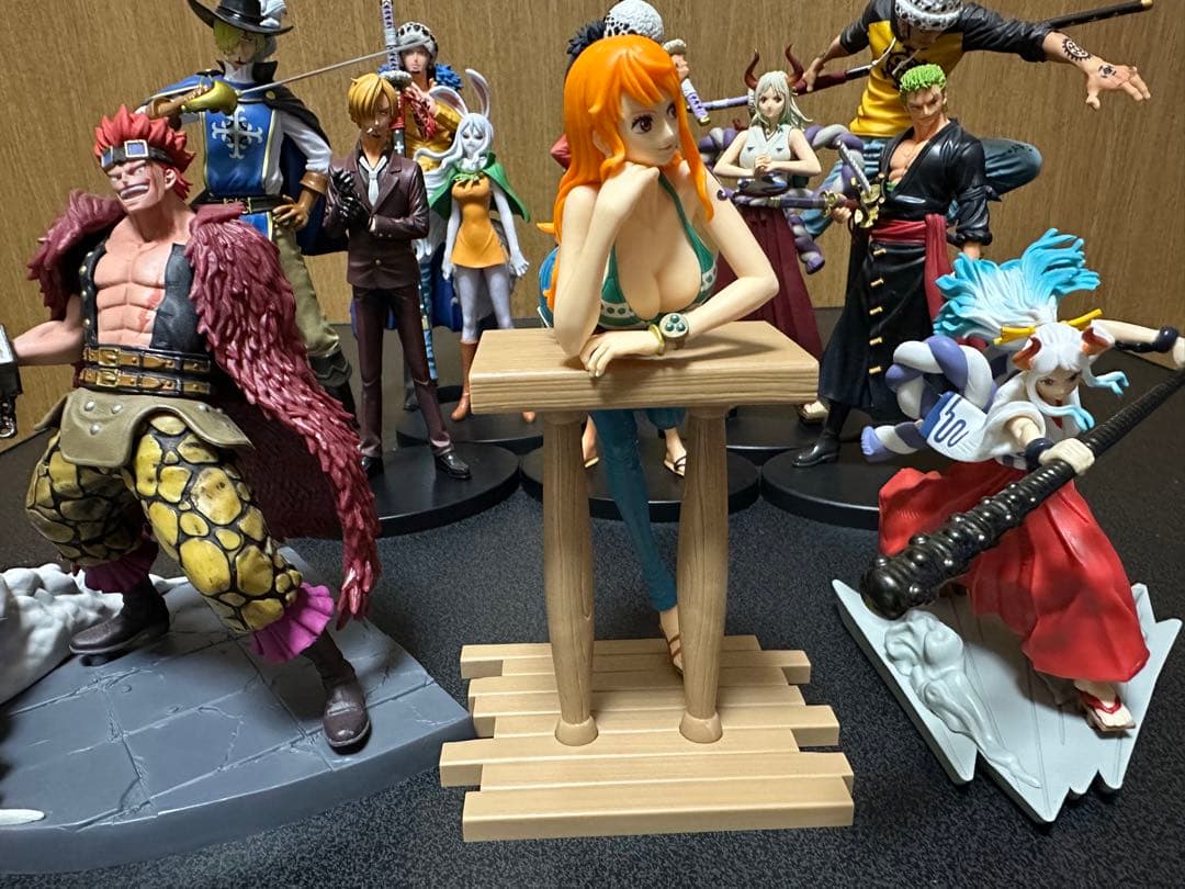 ワンピースフィギュア12点セット - メルカリ