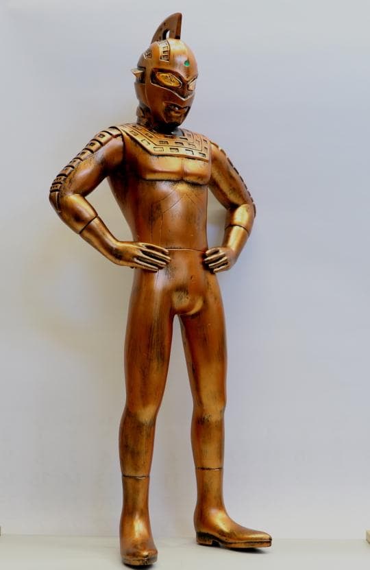 ウルトラセブン 黄金の巨神像 ビッグサイズフィギュア 京本コレクション