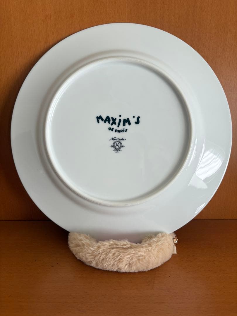 非売品Maxim's デザイン皿 金色装飾