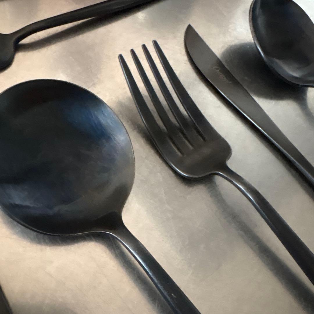 クチポール　ゴア　マットブラック　ディナー　カトラリーセット