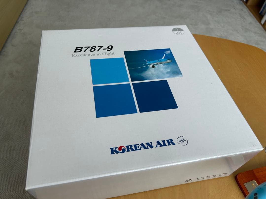 大韓航空BOEING787-9 1/200モデルプレーン