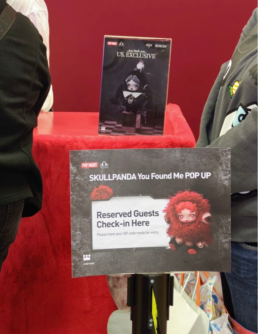 POPMART SKULLPANDA Wednesday NY限定 スカルパンダ - メルカリ