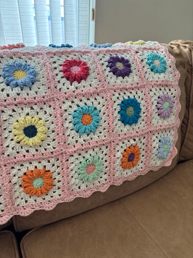 かぎ針編み　花モチーフ　ブランケット