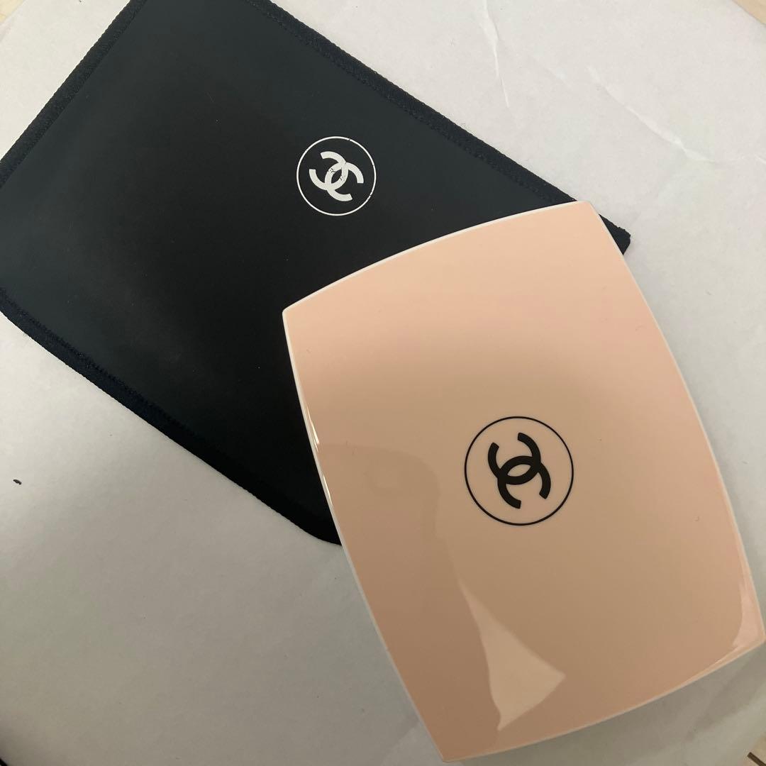 シャネル ルブラン ブライトニング コンパクト BD01 - メルカリ