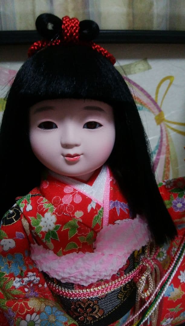 久月　ガラスケース入り日本人形　糸巻