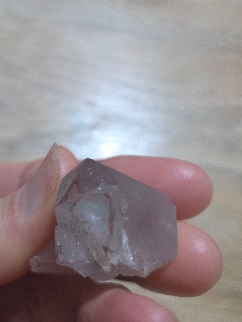 アホー石入り水晶　ajoite in quartz アホーアイト　鉱物　希少石