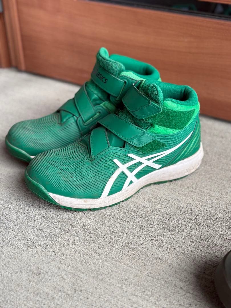 ウ*君様 安全靴　アシックス ニューバランス　27センチ