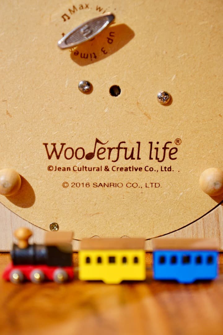 【美品】「木製ジオラマオルゴール」特注アクリルケース付／♬「線路は続くよ」