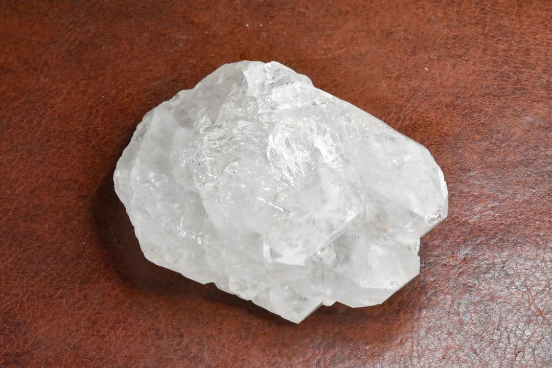 ブラジル ミナスジェライス州ディアマンチーナ産 ライトニングクォーツ