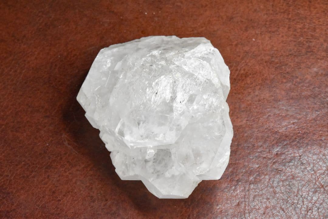 ブラジル ミナスジェライス州ディアマンチーナ産 ライトニングクォーツ