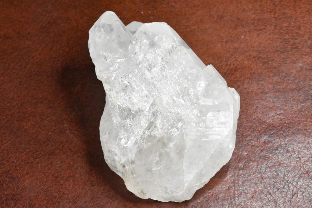 ブラジル ミナスジェライス州ディアマンチーナ産 ライトニングクォーツ