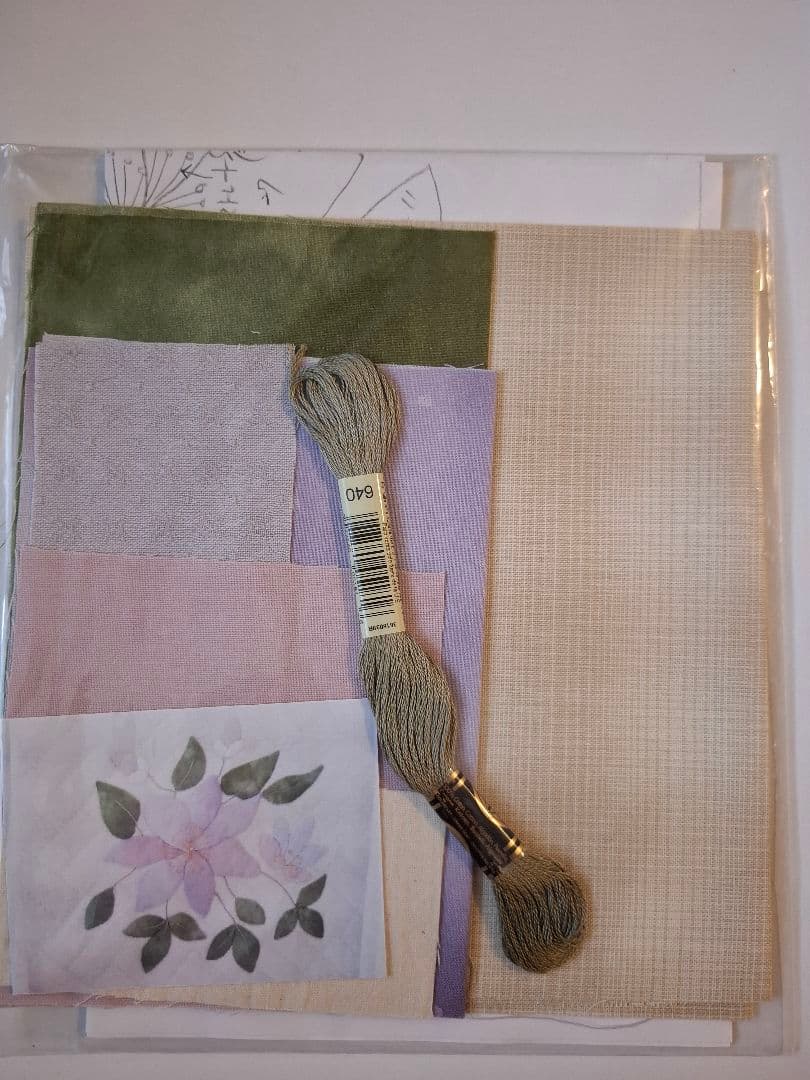 サシェイ　パッチワークタペストリーのキット