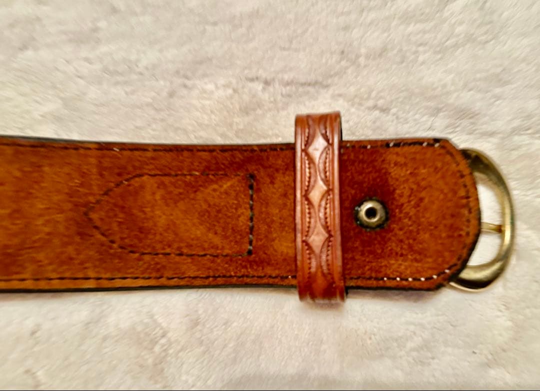 カービングレザー ベルトとホルスター＆マガジンポーチMGC・Gun