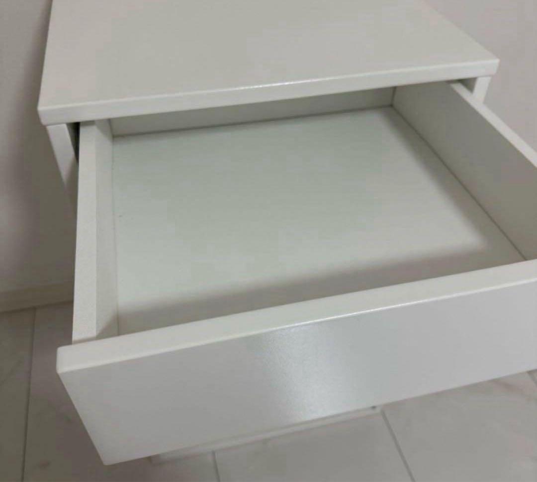 美品　IKEA ヴィークハムメル　VIKHAMMER サイドテーブル