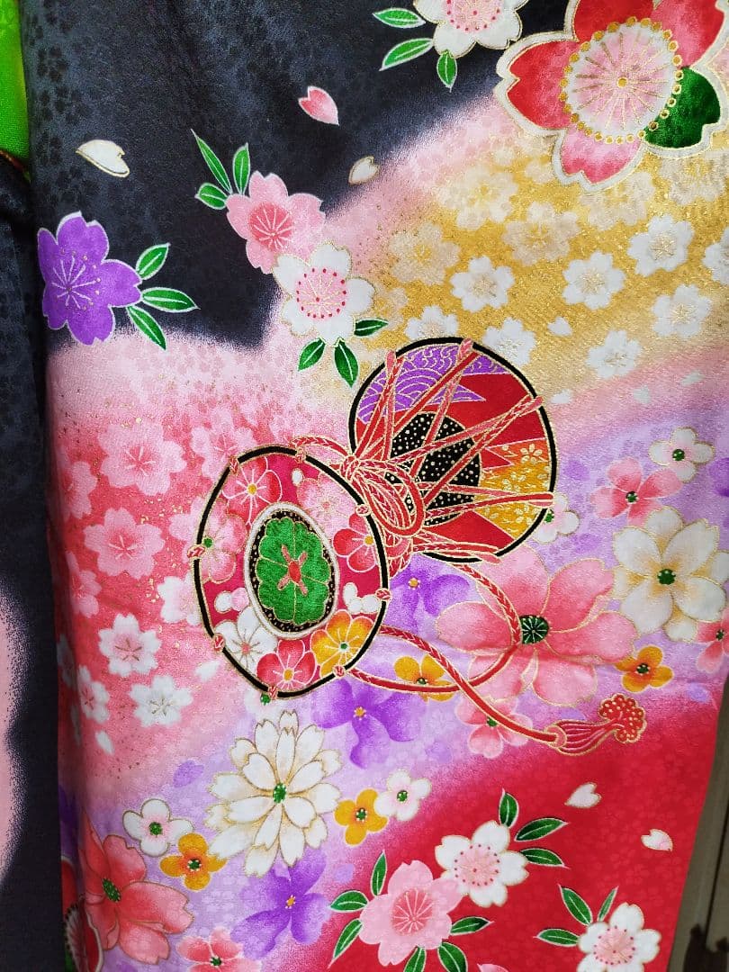 正絹黒色にぼかしの花模様の着物と作り帯のフルセット