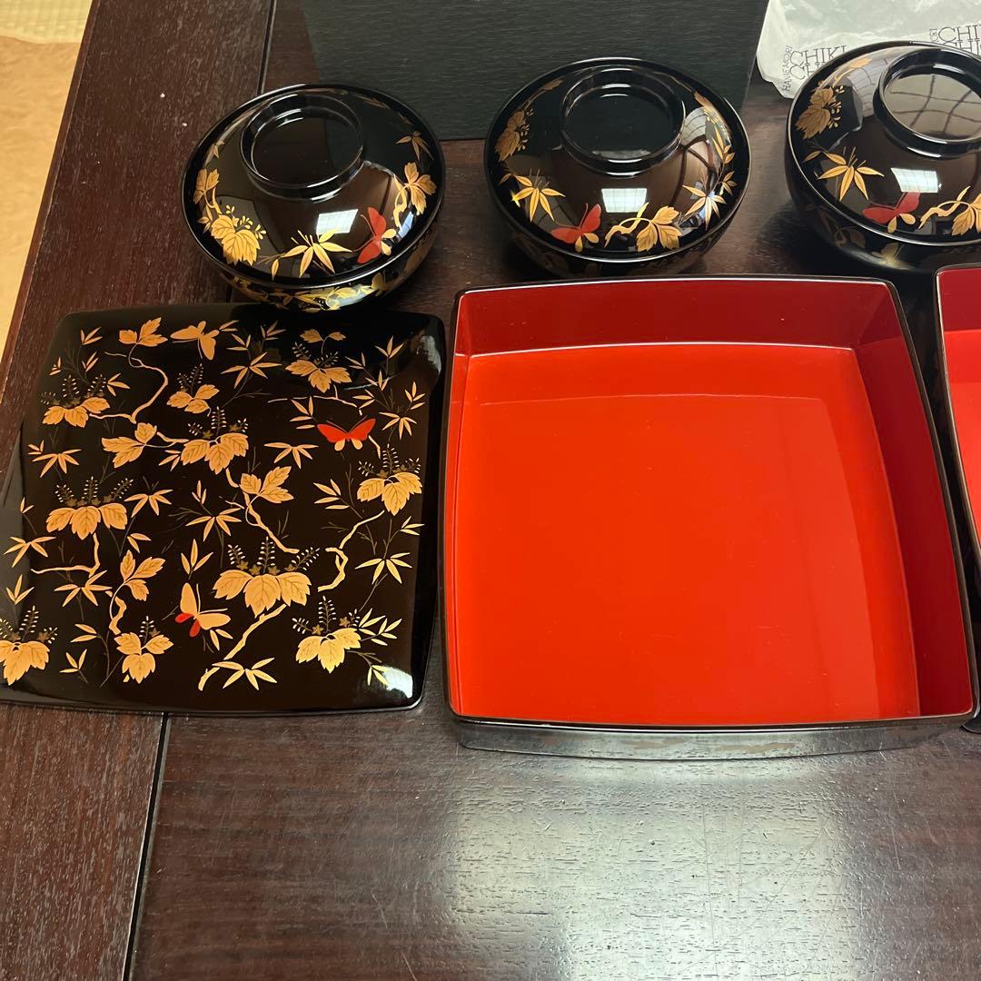 ハナエモリ　しっきシック 三段重、蓋付き椀　桐、竹、蝶柄 石川県加賀市　山中塗