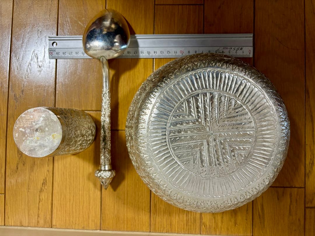 彫刻模様 食器　おひつ　大匙　コップ　セット