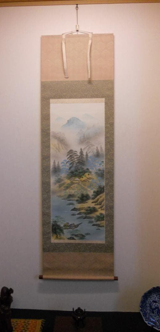 掛け軸 陳榮江 黄山玉屏峰 紙本 希少 軸装 茶道具 掛軸 美品 です。