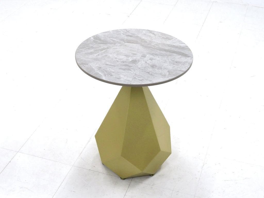 展示品　ホテルライク　セラミック　幾何学的　サイドテーブル　コーヒーテーブル